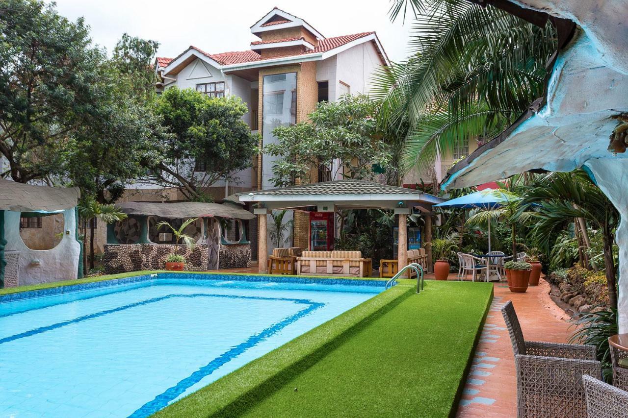 คอมฟอร์ตการ์เดนเกสต์เฮาส์ ไนโรบี ภายนอก รูปภาพ